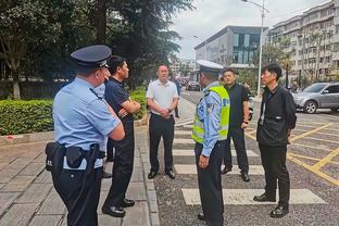 主场输残阵灰熊！独行侠跌进西部附加赛区 和“火日湖”作伴